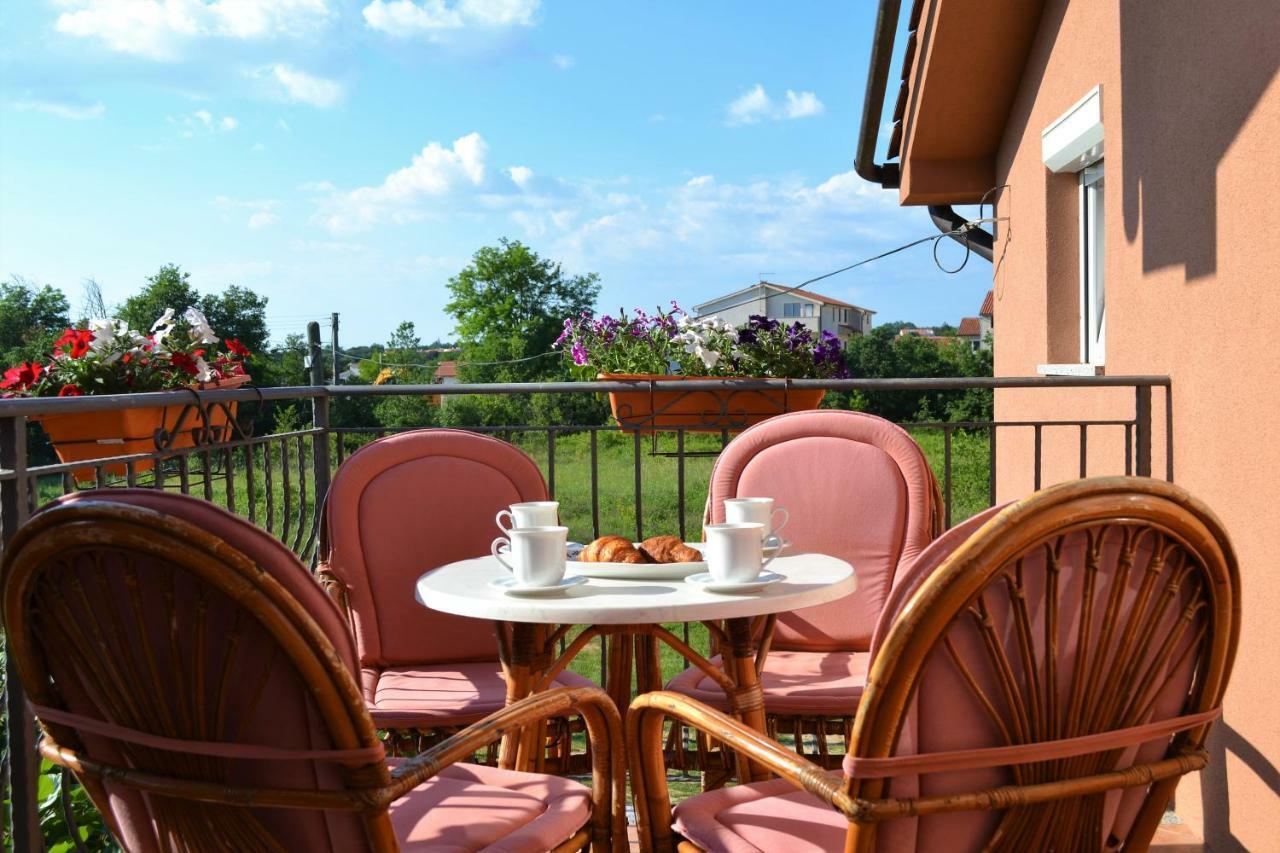 Apartments Marko Пореч Екстер'єр фото